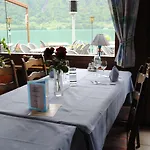 Strandhotel 3* Iseltwald