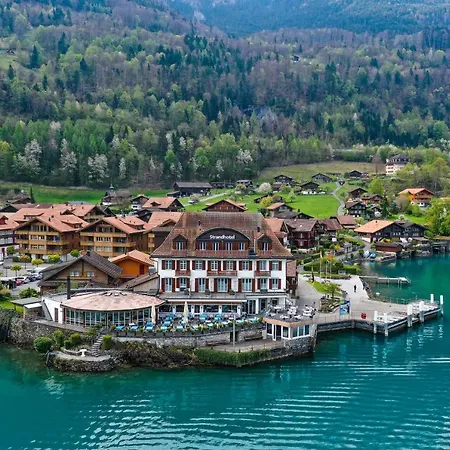 Strandhotel 3* Iseltwald