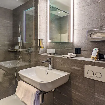 Strandhotel Hotel Iseltwald