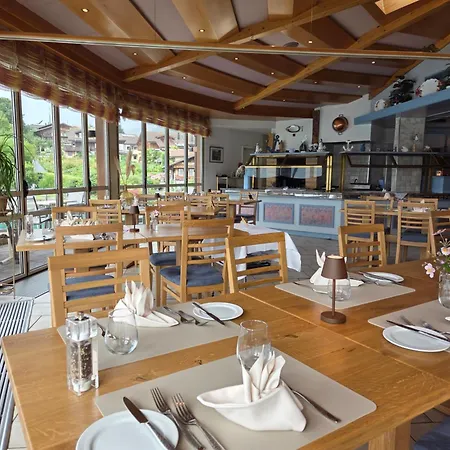 Szálloda Strandhotel Iseltwald