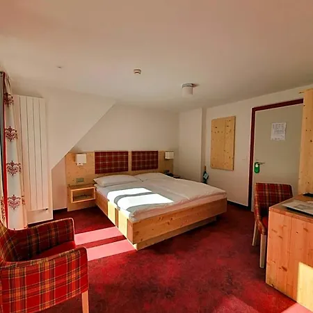 Hotel Strandhotel Iseltwald
