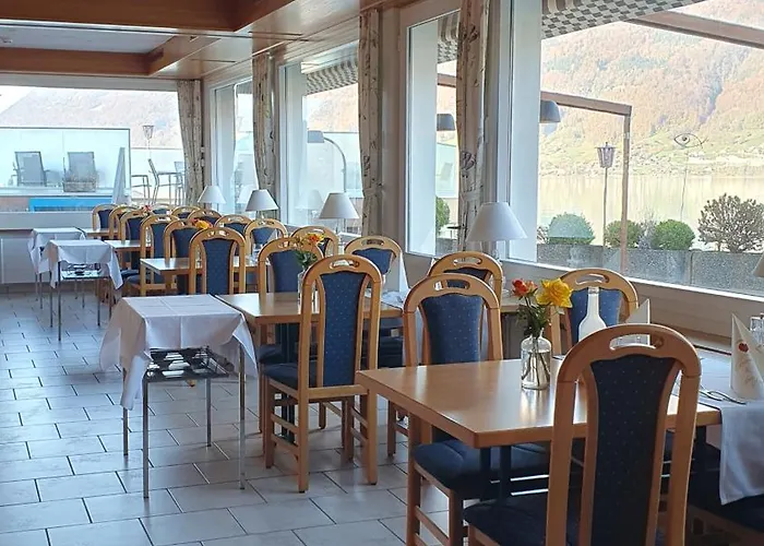 Szálloda Strandhotel 3*