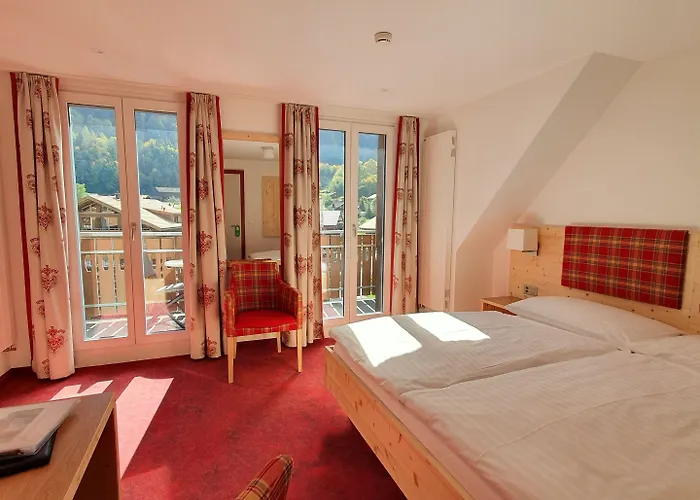 Strandhotel 3* Iseltwald