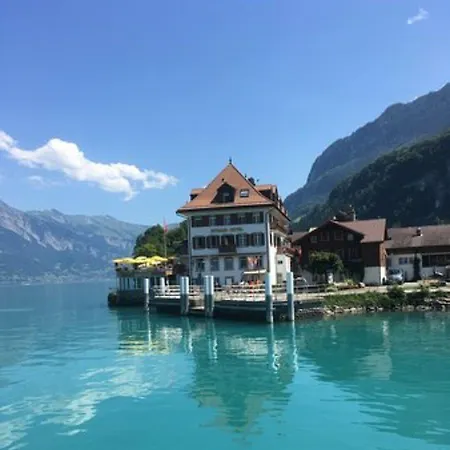 斯坦德海滩酒店