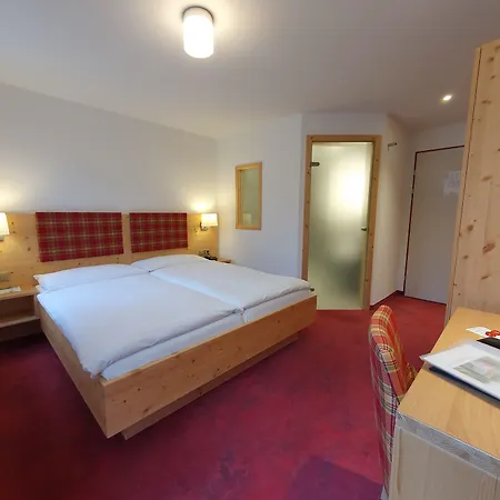 Hotel Strandhotel Iseltwald